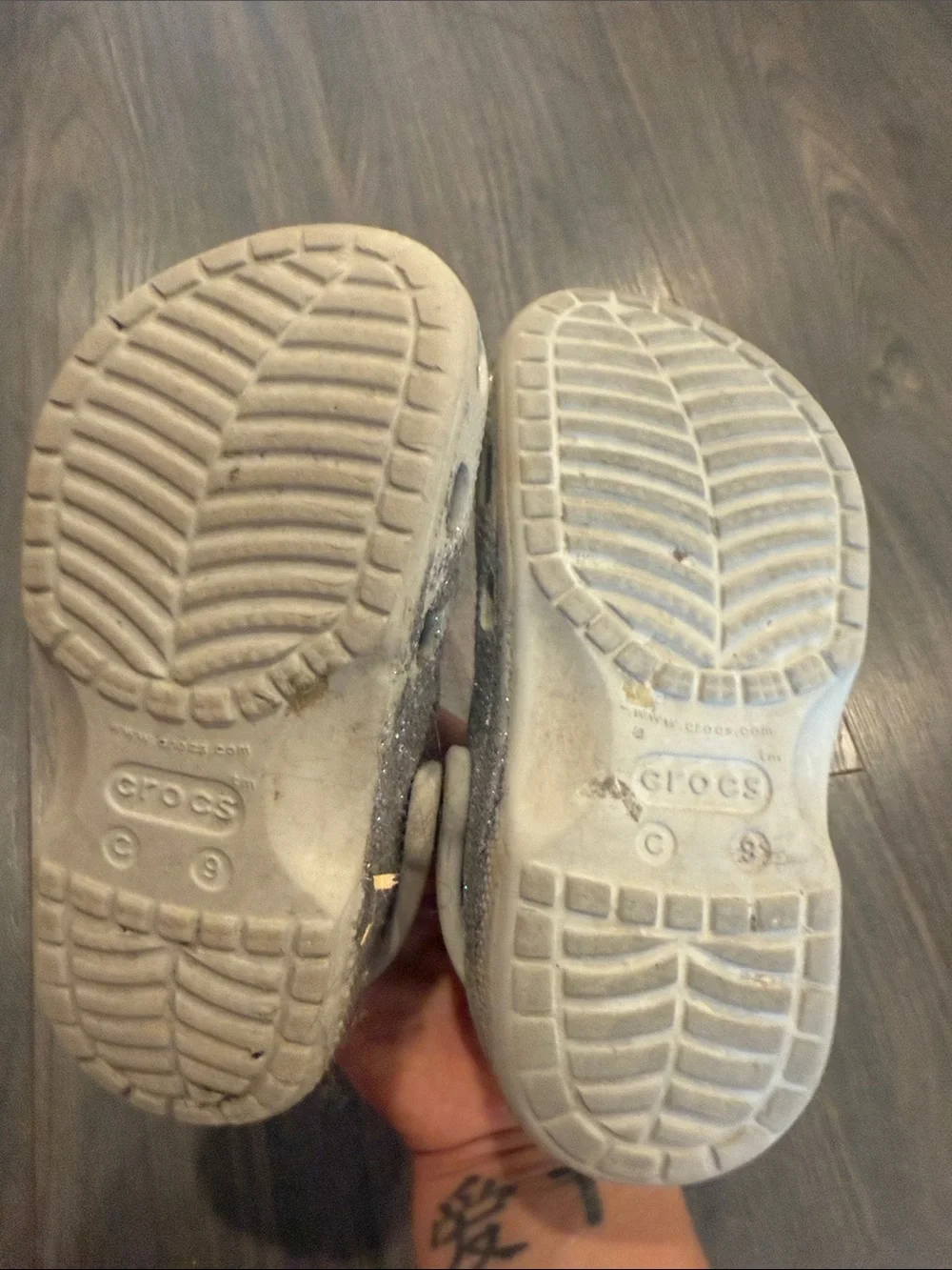 CROCS Kids Glitter Clogs - Silver Glitter size C9 7:21